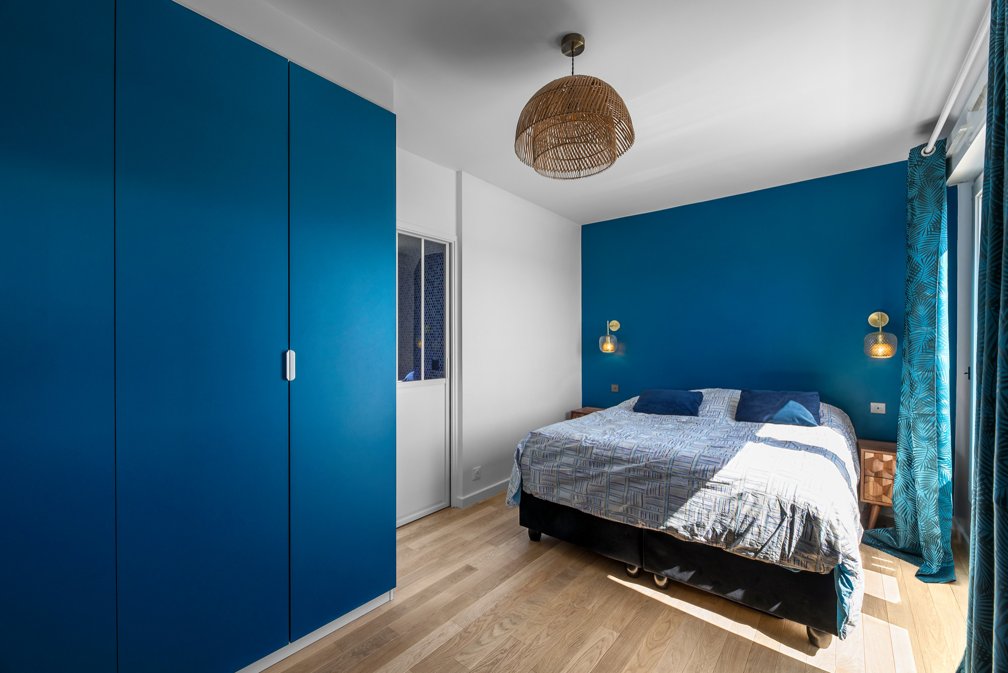 75 photos et idées déco de chambres avec un mur bleu - Août 2023 | Houzz FR