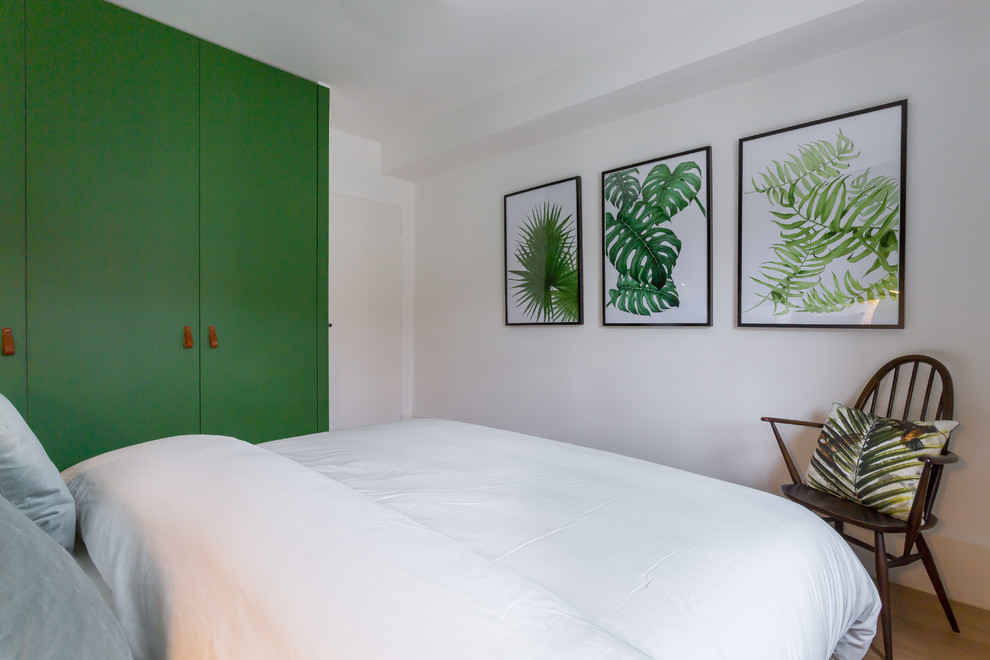 World-inspired bedroom in Lyon.