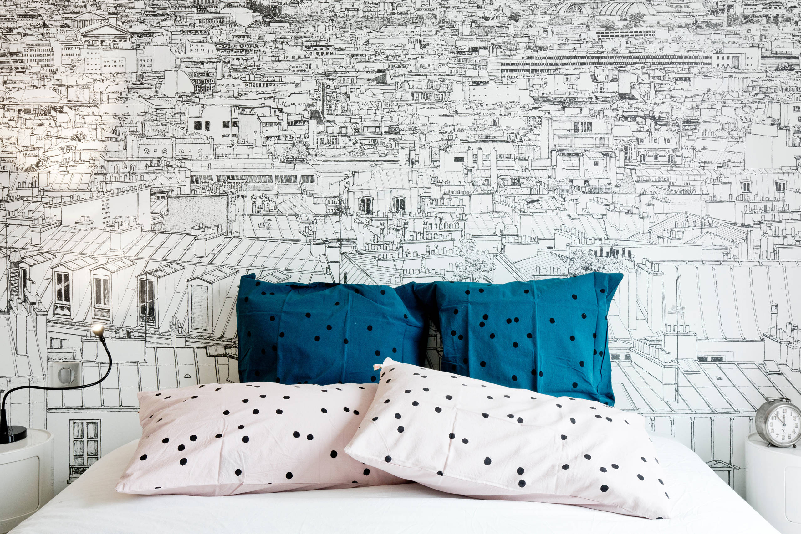 Tolle Tapeten fürs Schlafzimmer – von scandi bis industrial