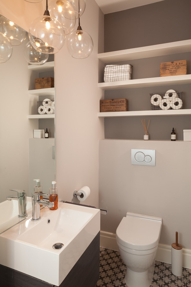 グロスタシャーにあるコンテンポラリースタイルのおしゃれなトイレ・洗面所の写真