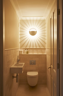 トイレの間接照明の事例画像 Houzz