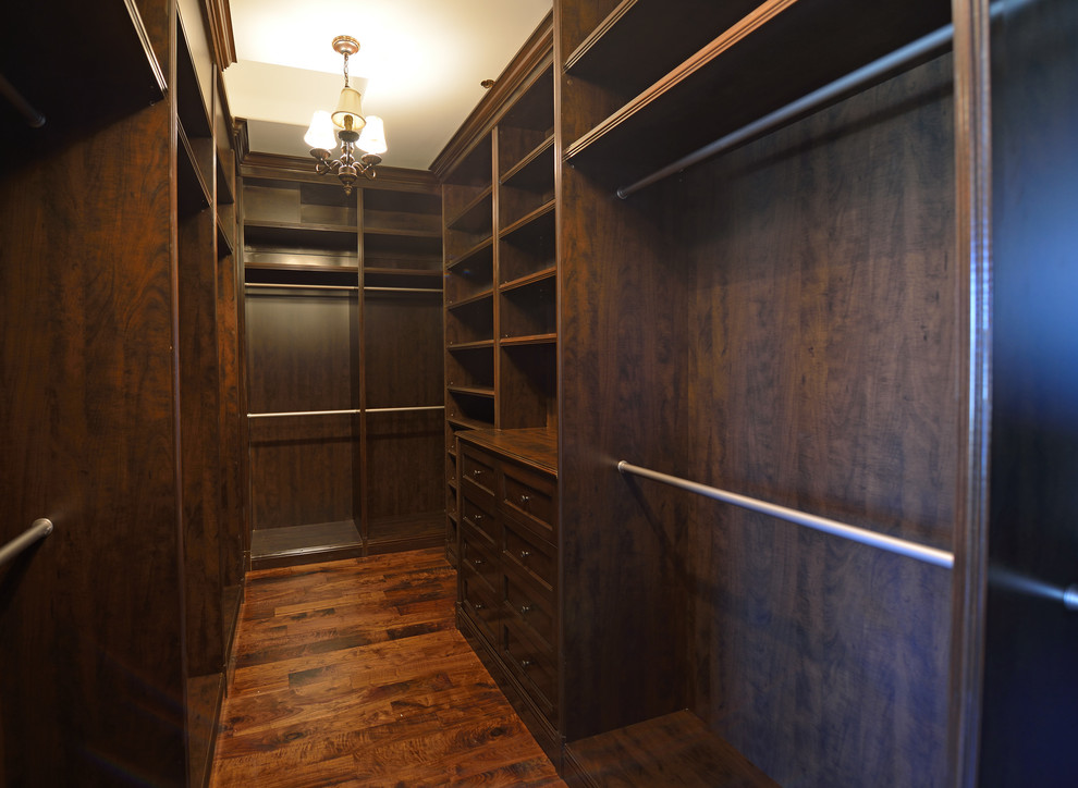Example of a tuscan closet design in Los Angeles