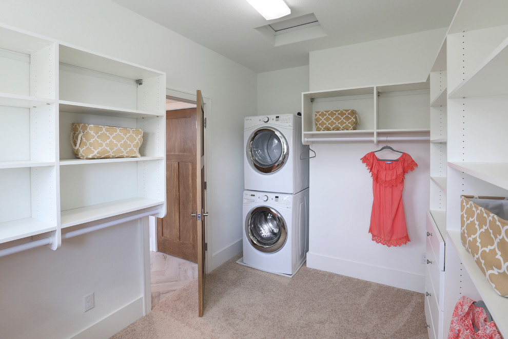 2015 Parade of Homes The Azalea Delafield, WI Woodridge Estates Craftsman Closet