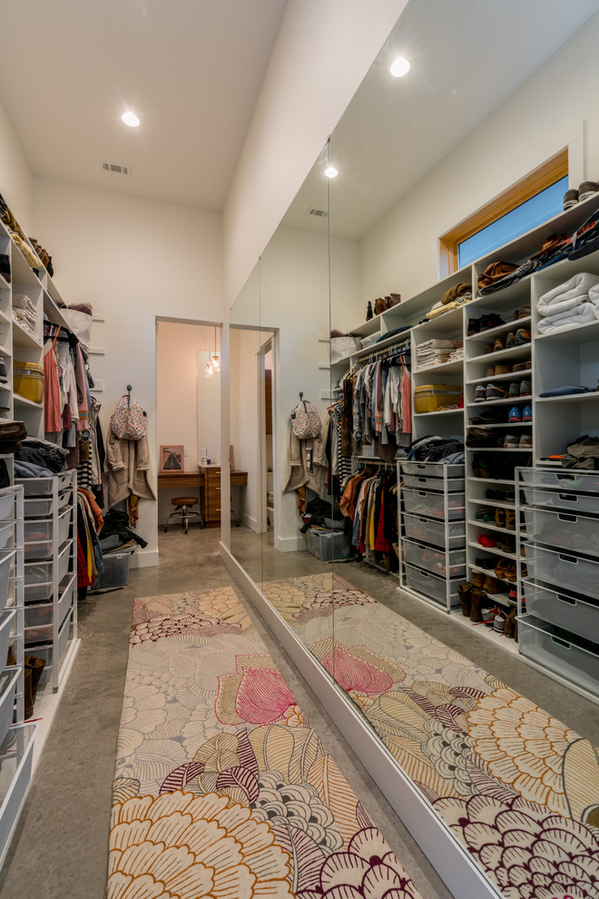 Inspiration for a closet remodel in Austin