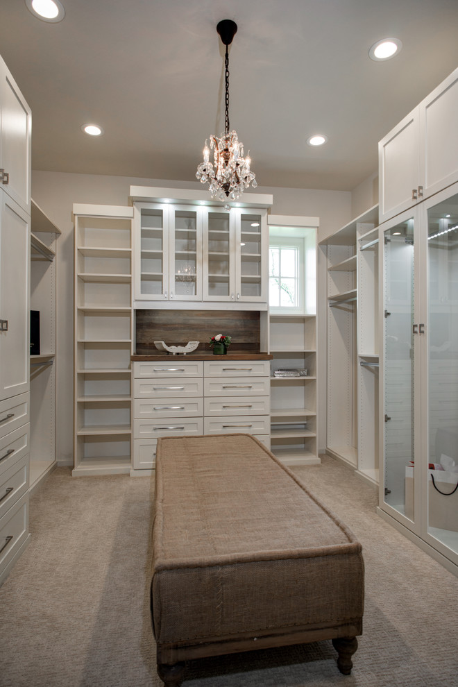 Arbogast Custom Homes Hill Country Farmhouse - Farmhouse - Closet ...