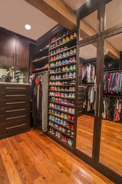 CLOSETS FOR EVERY KIND OF ATHLETE — LA CLOSET DESIGN