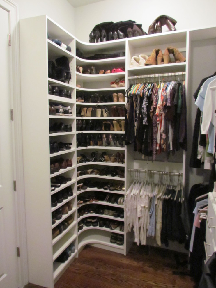 corner shoe rack