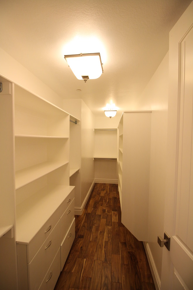 Example of a mountain style closet design in Salt Lake City
