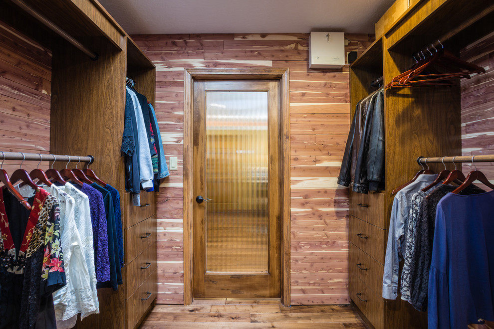 Cedar Walkin Closet Rustic Closet Albuquerque by Dreamstyle