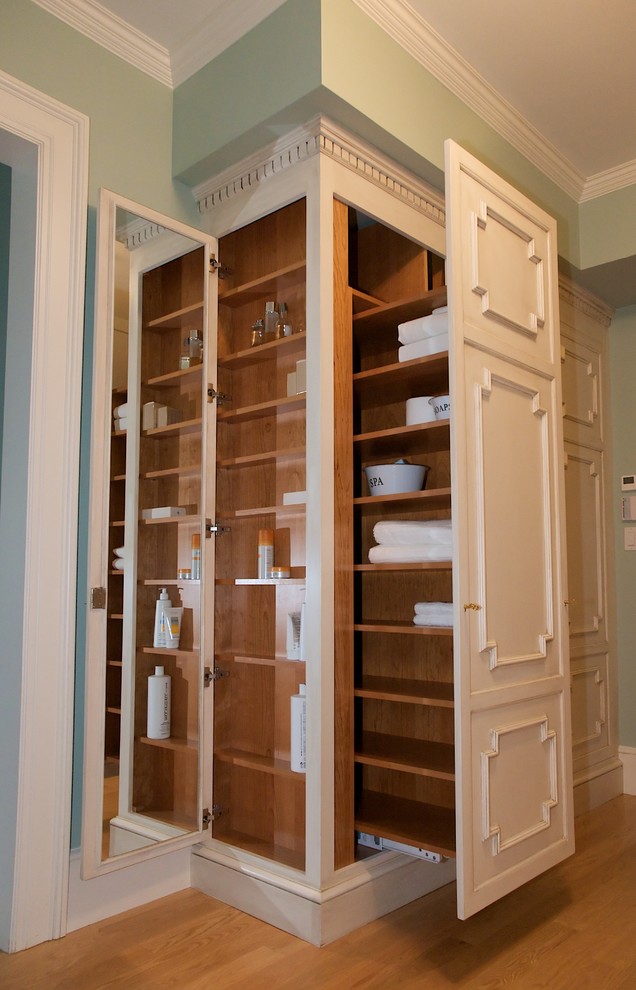 Chestnut Hill built in wall storage Traditional Closet Boston
