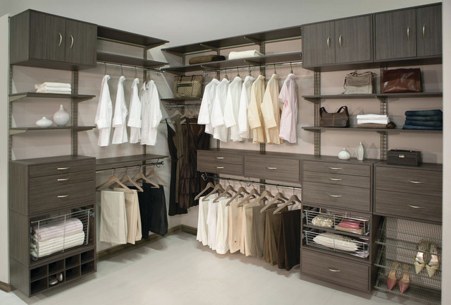 https://st.hzcdn.com/simgs/pictures/closets/closet-organization-organized-living-img~9de125f2036d2d7e_4-3040-1-1181799.jpg