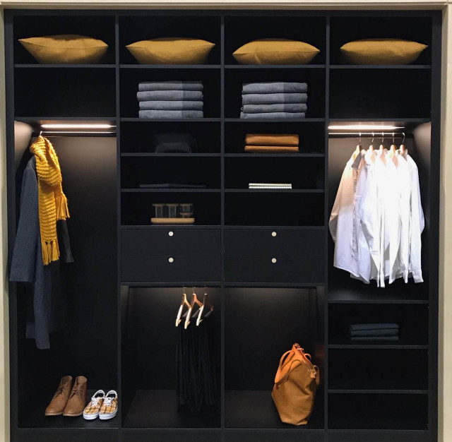 Closet Organizers Contemporary Wardrobe Toronto by Komandor