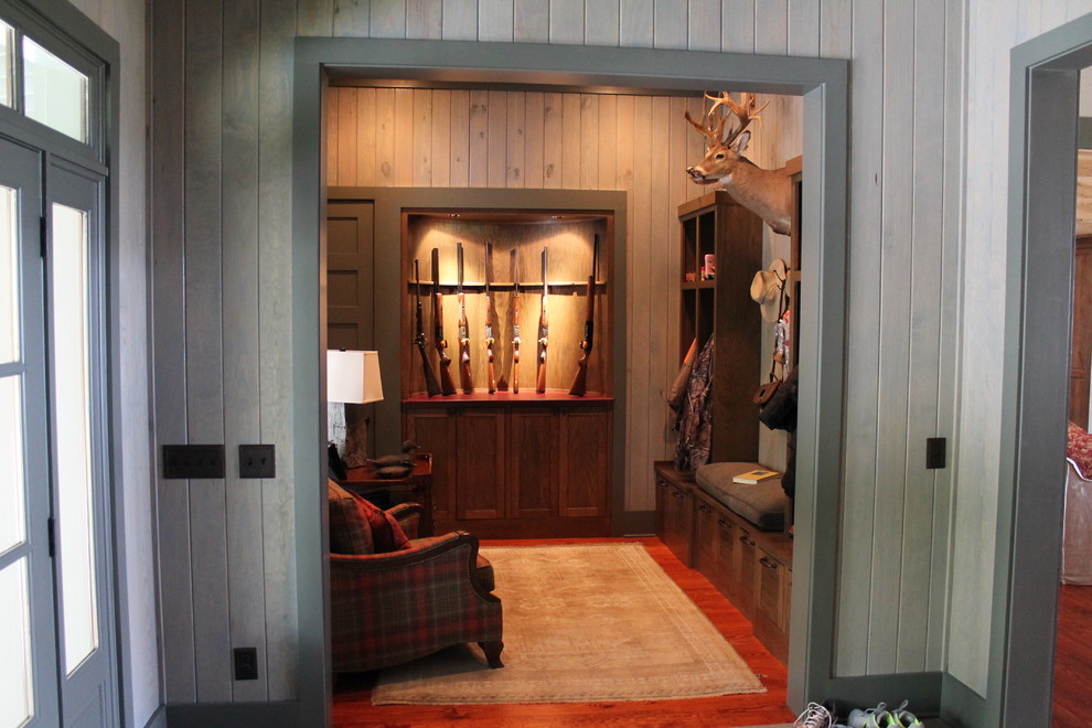 Photo of a rustic wardrobe in Atlanta.