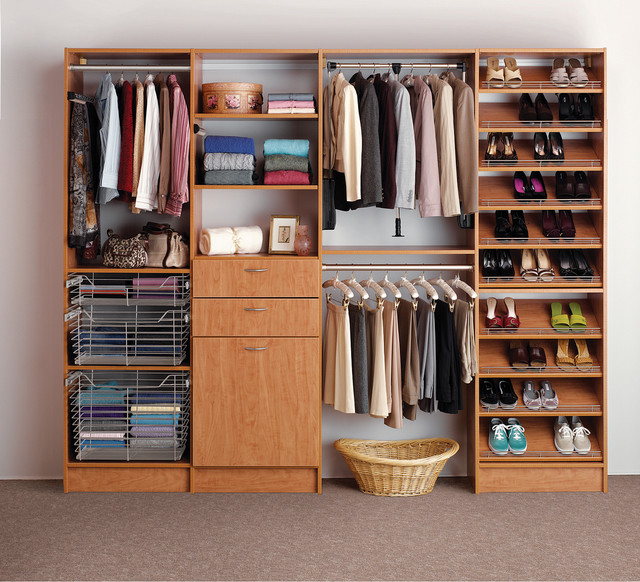 Custom Closet with lots and lots of storage Classique Armoire et Dressing Jacksonville