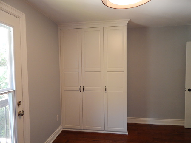 Custom-Fitted IKEA Pax Wardrobe Cabinetry - Wardrobe - Toronto - by Home  Reborn | Houzz IE