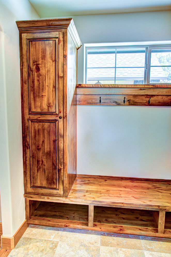 Design ideas for a rustic wardrobe in Other.