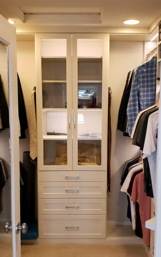 Large transitional gender-neutral carpeted walk-in closet photo in Indianapolis with shaker cabinets and white cabinets