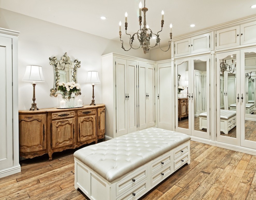 Inspiration for a timeless dressing room remodel in Phoenix