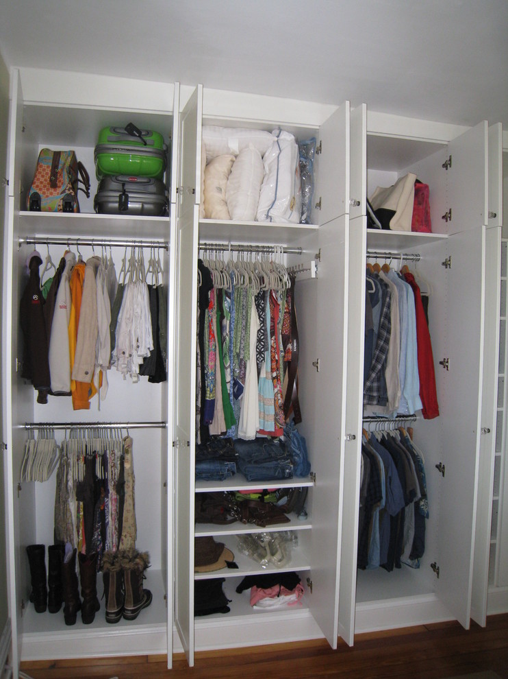 Example of an arts and crafts closet design in Richmond
