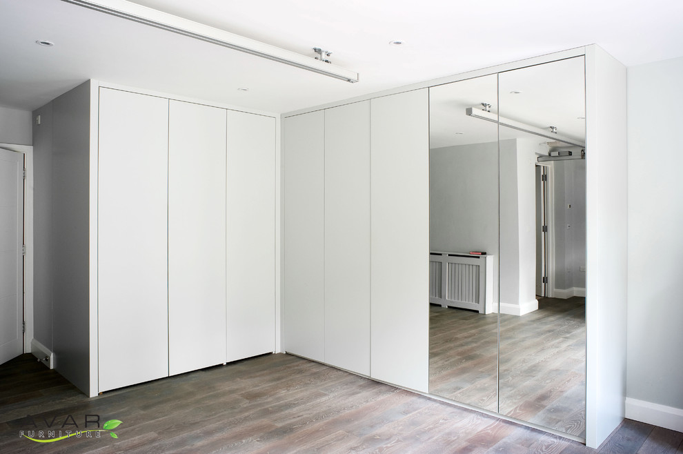 "L" shape wardrobe Contemporary Closet London by Bespoke Fitted