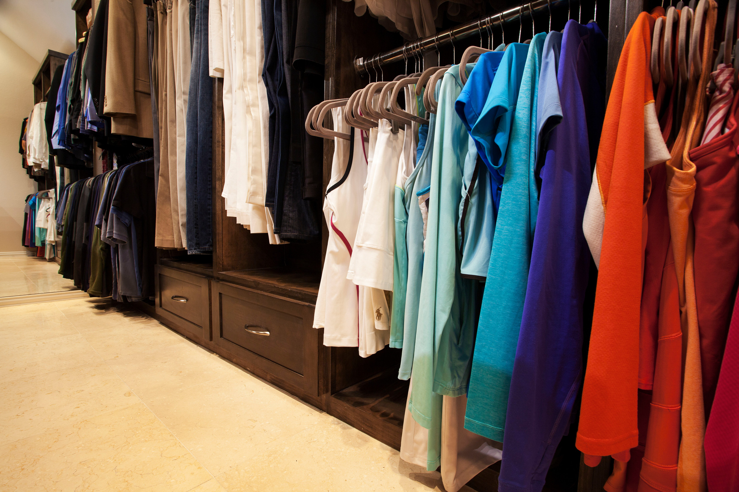 75 Traditional Limestone Floor Closet Ideas You'll Love - October, 2022 |  Houzz