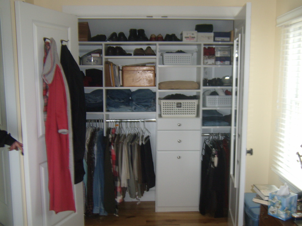 Marthas Vineyard Cape Cod Closet Design Traditional Closet Boston