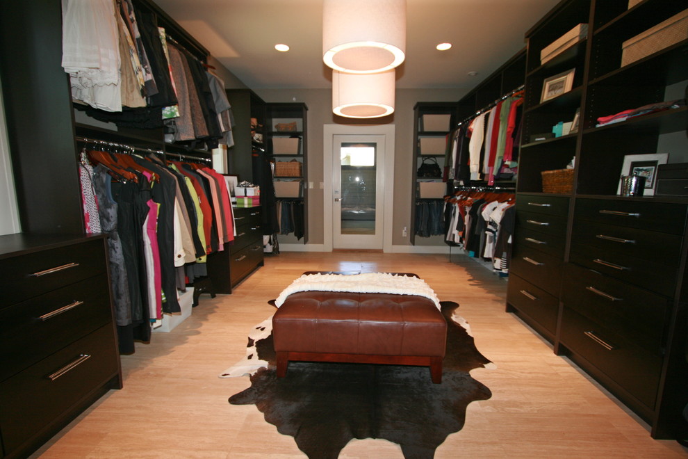 Example of a trendy closet design in Seattle