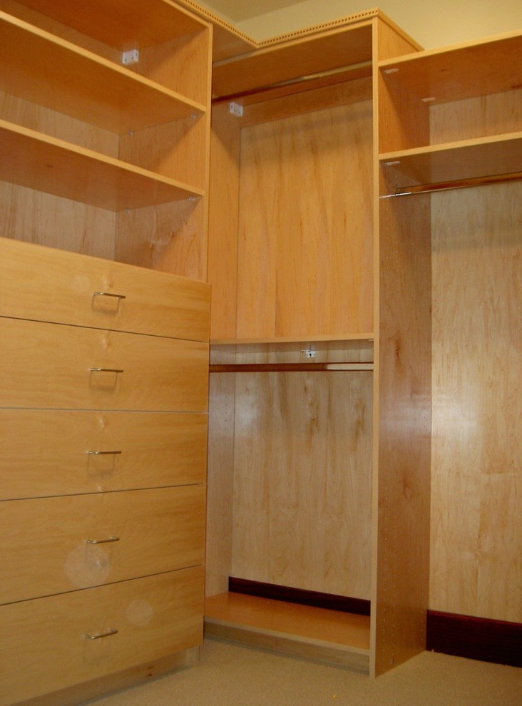 MAUICLOSET Traditional Closet Hawaii by THE MAUI CLOSET COMPANY