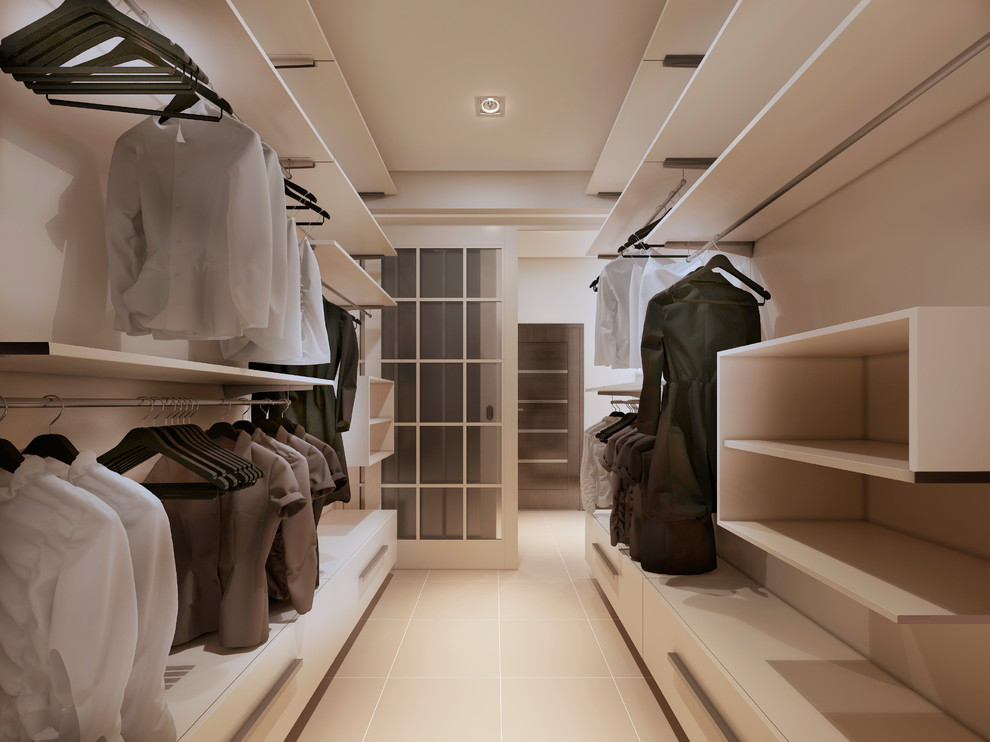 Esempio di una cabina armadio unisex moderna di medie dimensioni con ante lisce, ante bianche, pavimento con piastrelle in ceramica e pavimento beige