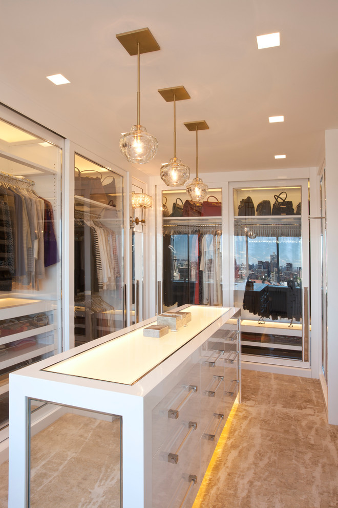 Design ideas for a contemporary dressing room in New York.