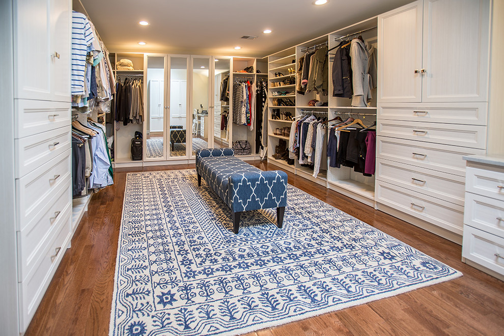 Princeton Junction Master Closet Klassisch modern Ankleidezimmer