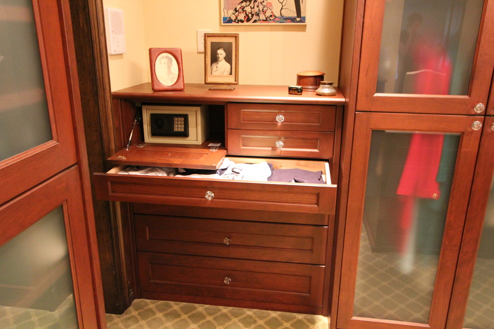 Siena Custom Closets Traditional Closet Dallas by Techline