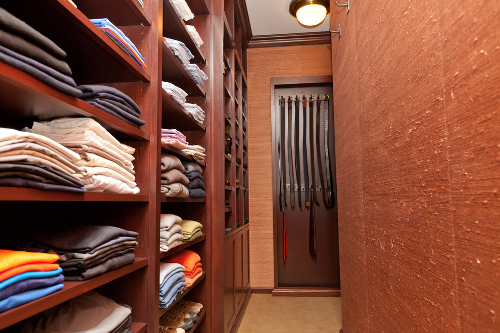 Design ideas for a traditional wardrobe in New York.
