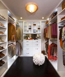 https://st.hzcdn.com/simgs/pictures/closets/spectacular-master-bedroom-closets-kay-wade-closet-factory-img~a0d10c9f05675f8f_3-8472-1-1fbb659.jpg