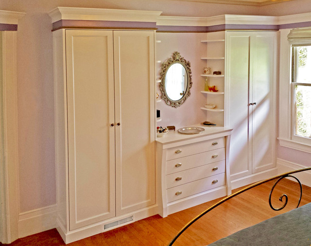 Tana Custom Builtin Closet in San Francisco Victorien Armoire et