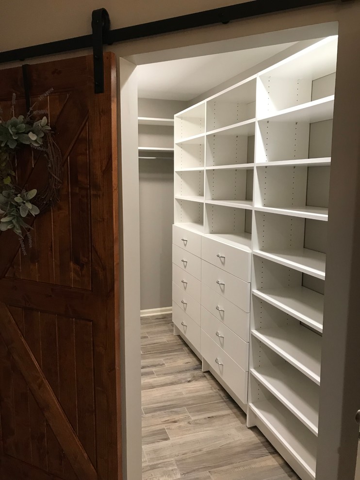 Taylor Closet Collierville, TN Closet Other by Memphis Garage