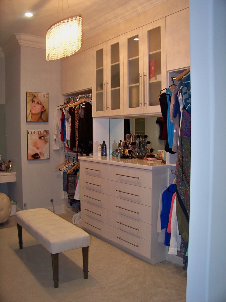 Walk In Closet - Modern - Closet - Miami - by Amonti Design Furniture ...