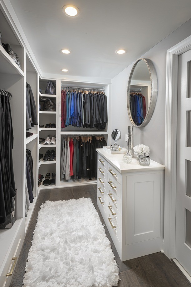 12 Master Bedroom With Bathroom And Walk in Closet Design Ideas