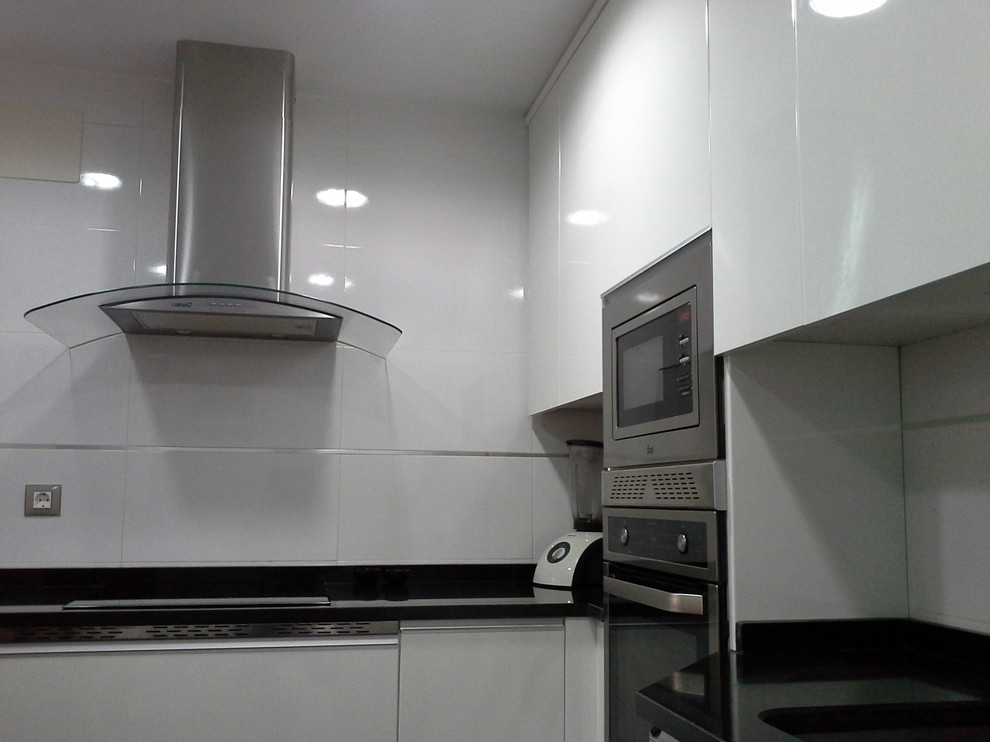 Mobiliario de Cocina ( My Kitchen Cool) by Arquiespacio dye