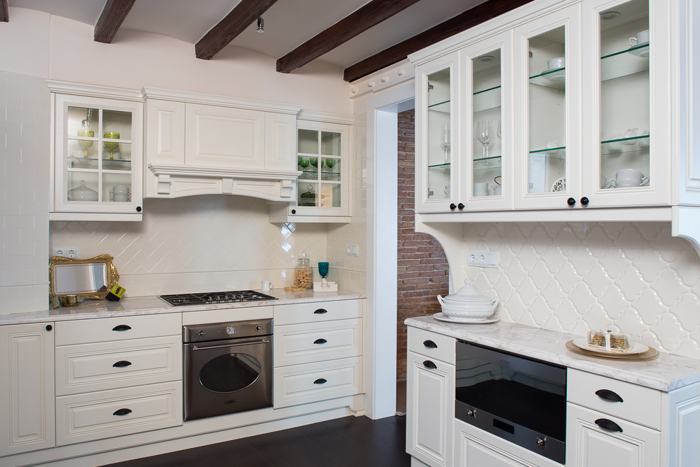 Inspiration for a traditional kitchen in Barcelona.