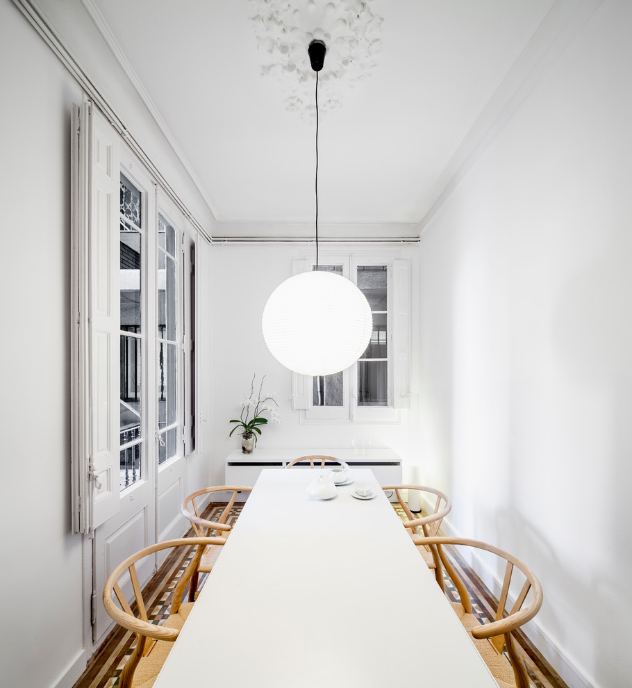 Inspiration for a 1960s dining room remodel in Barcelona