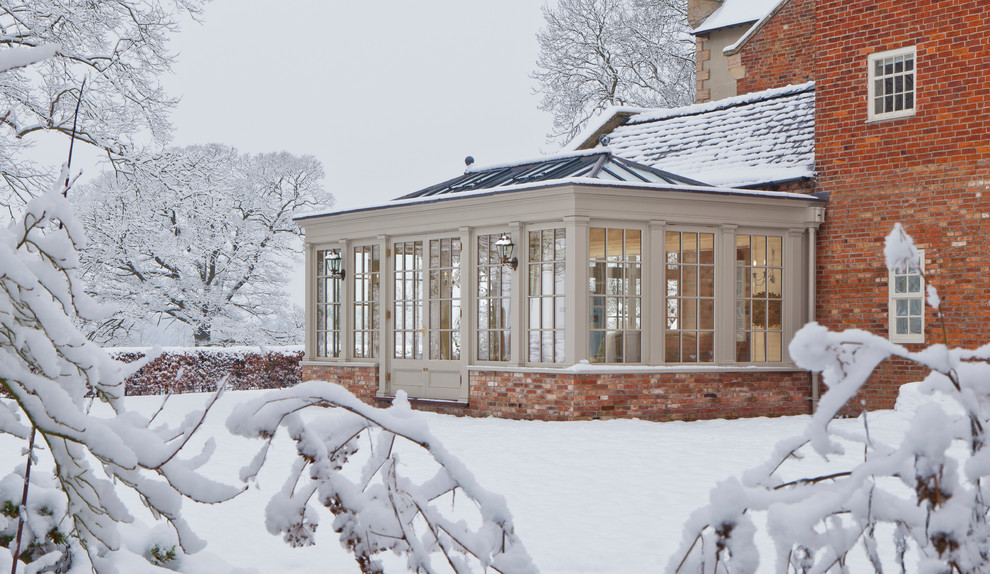 Inspiration for a large traditional conservatory in Other.