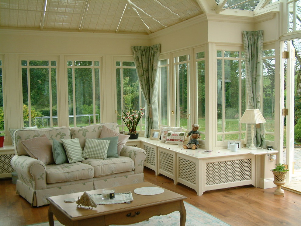 Conservatories / Conservatory Traditional Sunroom London by