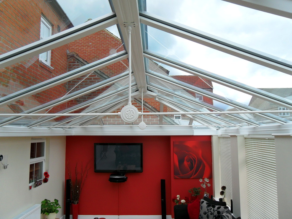 Design ideas for a modern conservatory in Other.