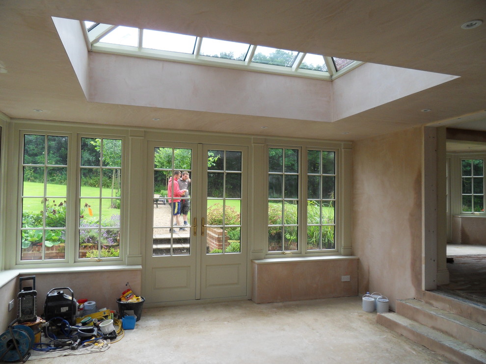 This is an example of a farmhouse conservatory in Buckinghamshire.