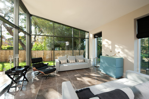 How to Seamlessly Add a Modern Conservatory to Your Home