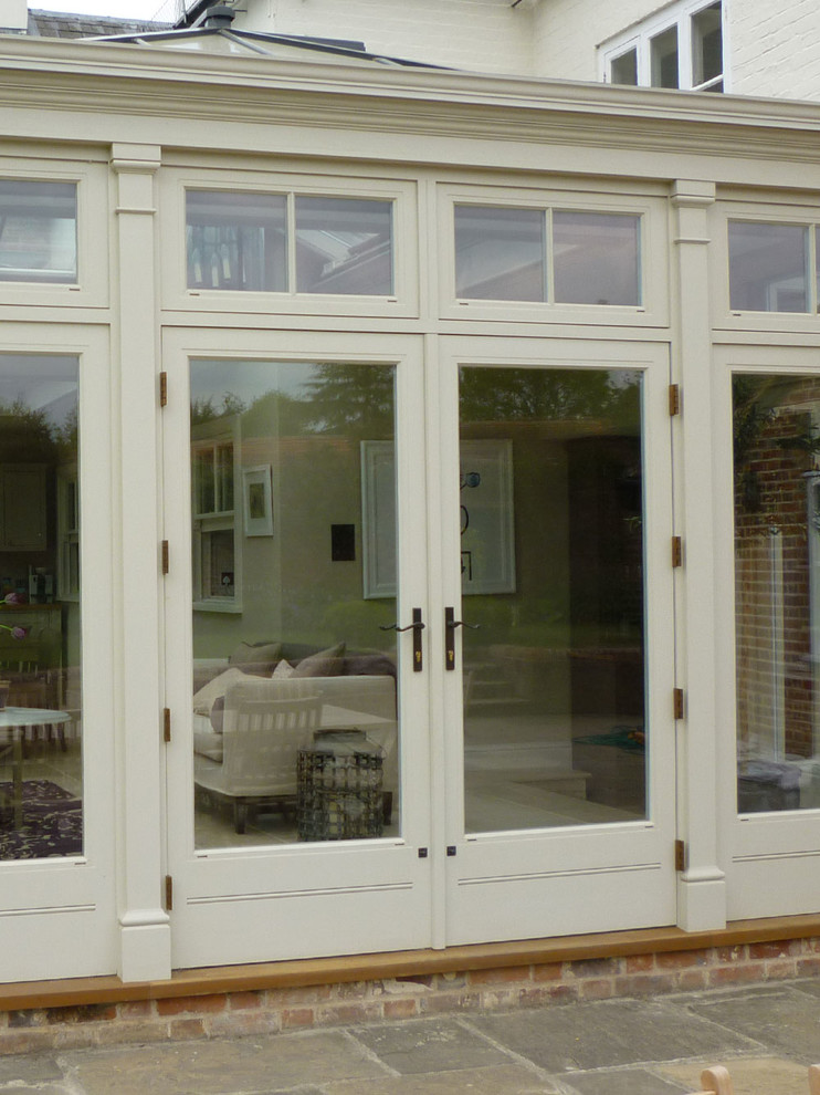 This is an example of a traditional conservatory in Kent.