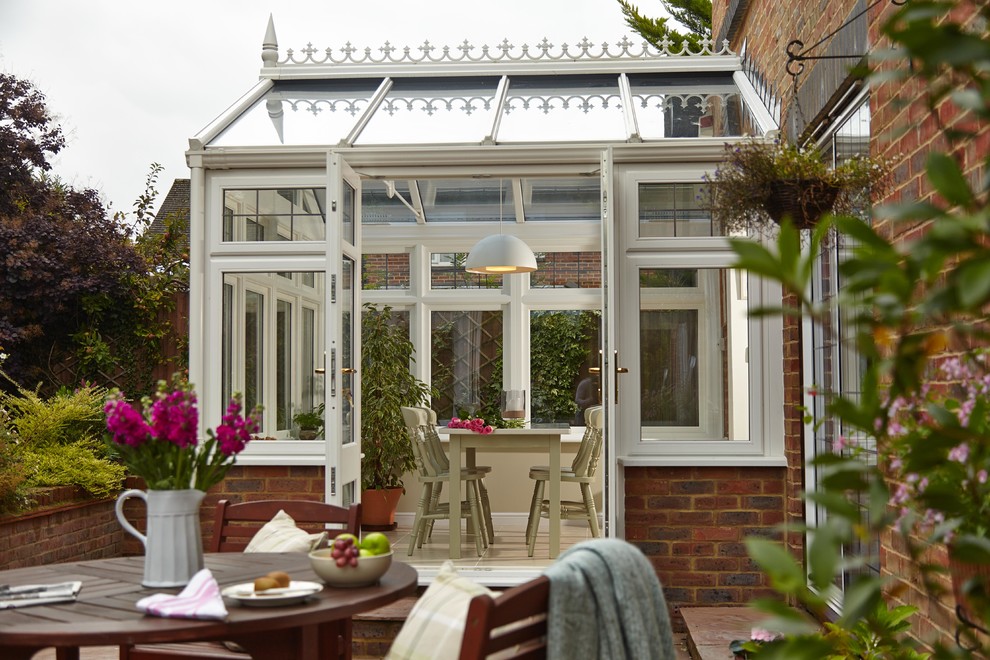 Photo of a contemporary conservatory in Buckinghamshire.