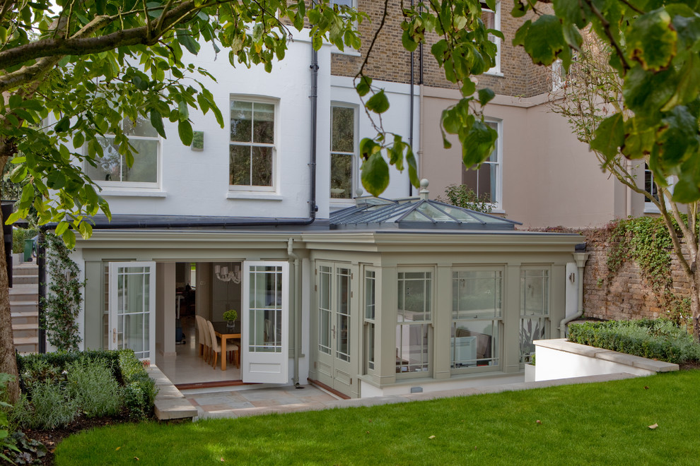 Источник вдохновения для домашнего уюта: терраса среднего размера в стиле модернизм с стеклянным потолком