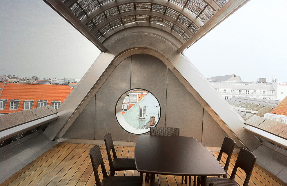 Свежая идея для дизайна: терраса в скандинавском стиле - отличное фото интерьера